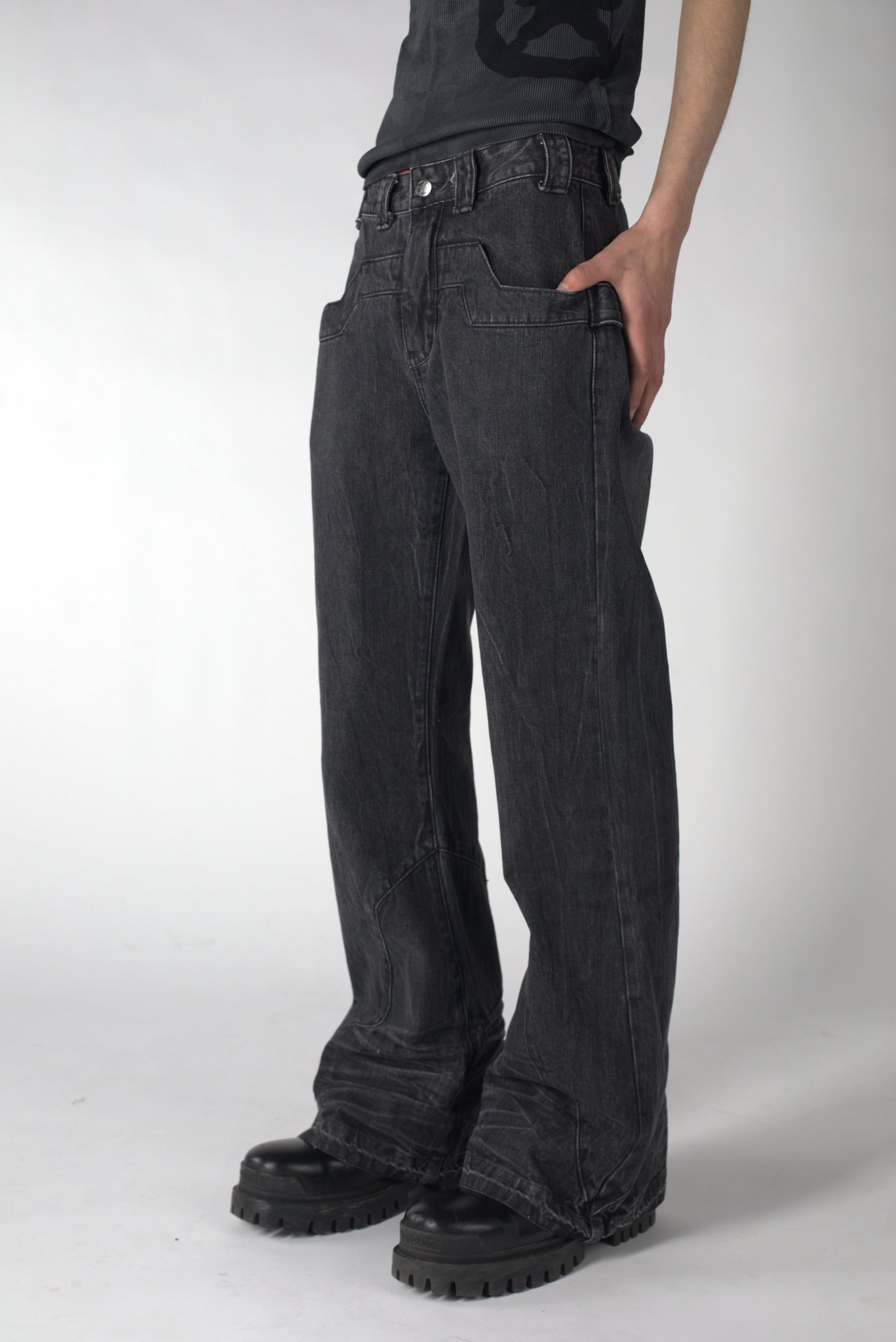 BLACK BRUTALIST DENIM